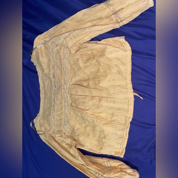 Random dresses/tops bundle - Picture 7 of 15